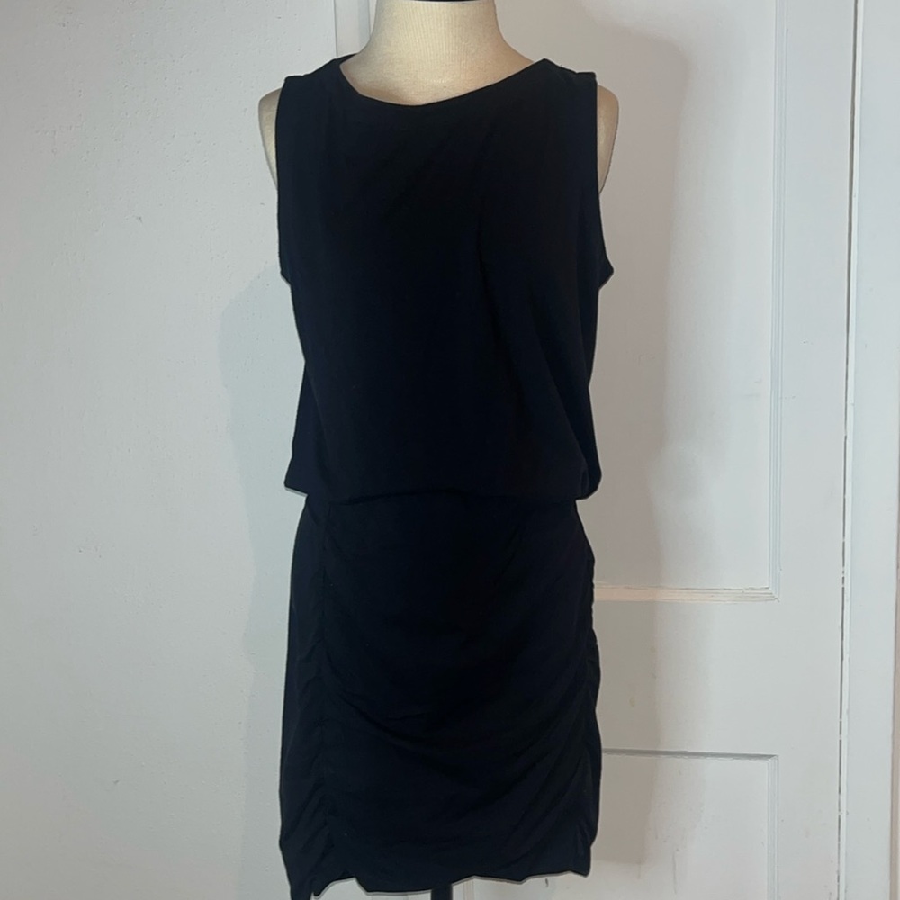 Athleta Westwood tulip dress
